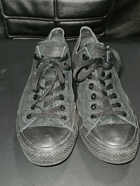 Converse Black Low Top Canvas Sneakers Size 13